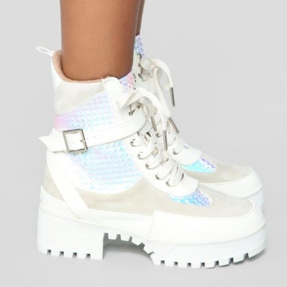 Fashion Nova Shoes - 🌸 White Space Boots